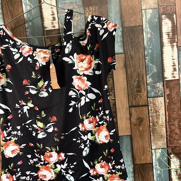 Cyan style medium floral T-shirt top - Picture 3 of 16